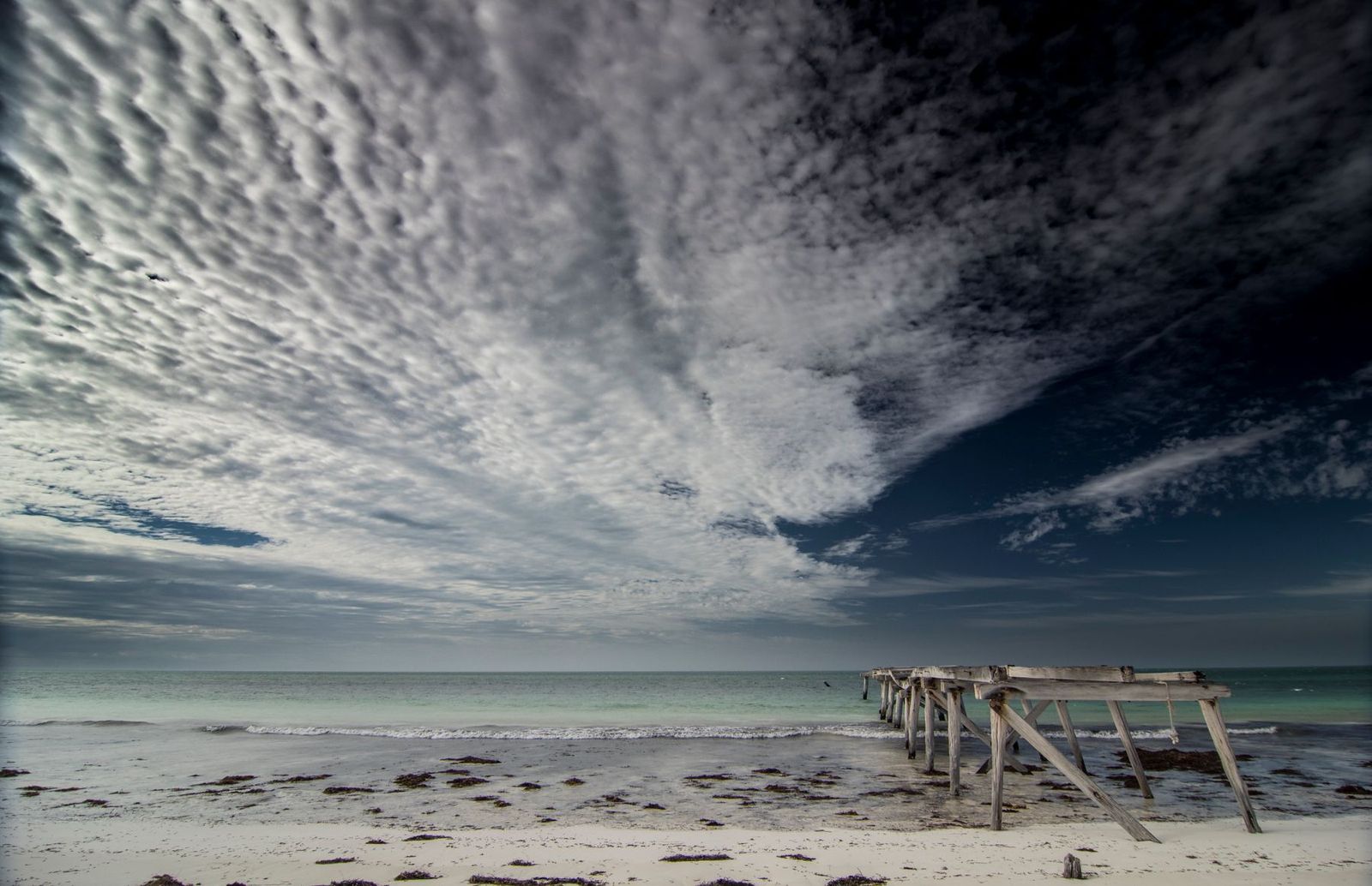 Eucla Jetty & Beach Image